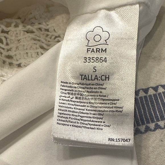 FARM Rio Small Rosy Eyelet Lace Bodysuit - Picture 5 of 12